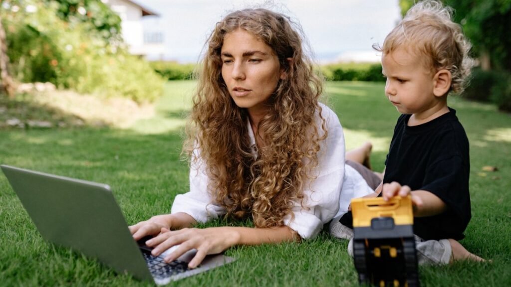 Investing for Beginners in the UK: A Guide for Stay-at-Home Mums Who Think They Can’t Afford It
